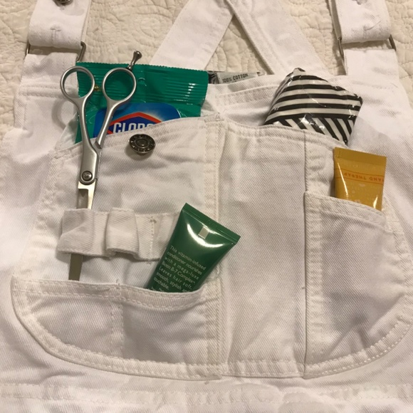J.L.N.Y. white denim overall shorts with LOTS of pockets (18) - Picture 7 of 16